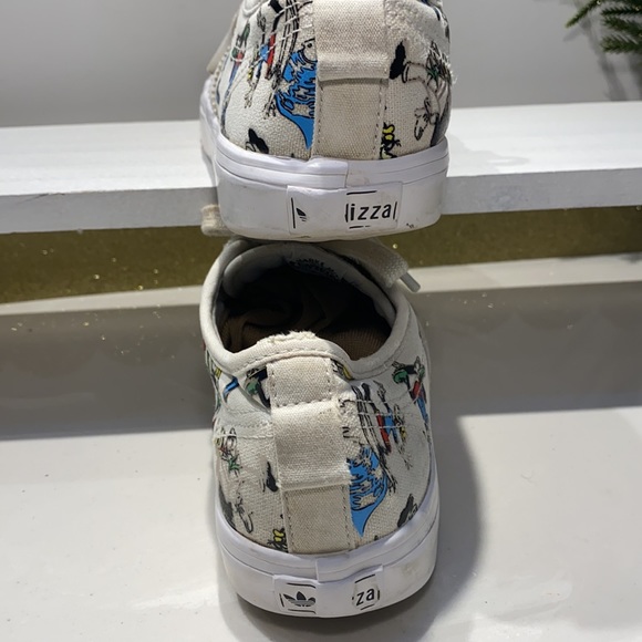 Adidas Original Nizza x Disney Goofy Sneakers - Picture 4 of 6
